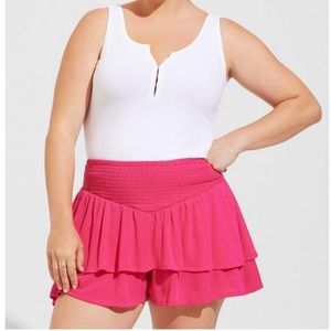 Torrid smocked ruffle shorts NWT